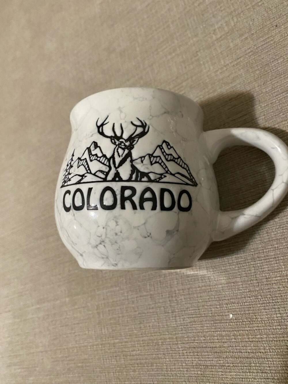 Colorado Souvenir Elk and Mountains Marble Pattern Ceramic Belly Mug